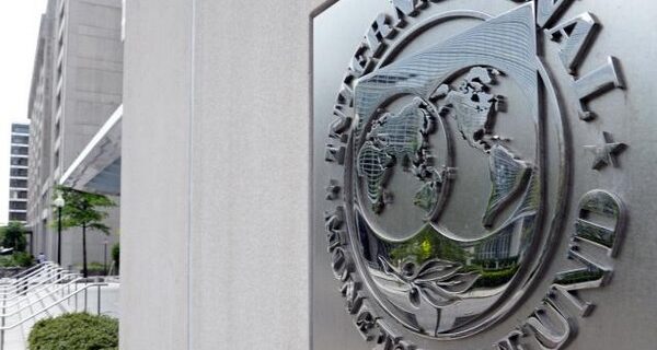 Προειδοποίηση ΔΝΤ για τον τερματισμό των μέτρων από τις τράπεζες