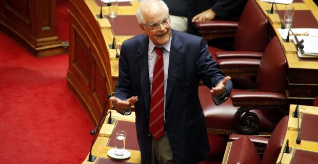 Επικρίσεις Κακλαμάνη στο ΥΠΟΙΚ για το προσχέδιο του προϋπολογισμού