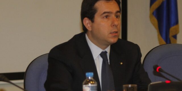 Πενταετής βίζα σε υπηκόους τρίτων χωρών για αγορές ακινήτων άνω των 250.000 ευρώ