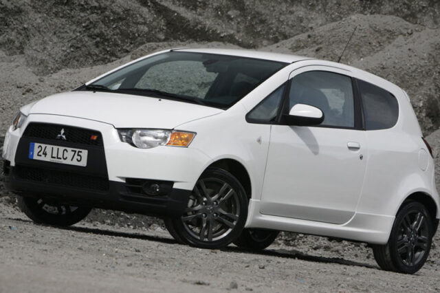 Ελκυστικές προσφορές για τα μοντέλα της Mitsubishi
