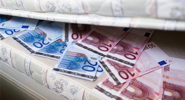 40χρονη υπεξαίρεσε 500.000 ευρώ από Τράπεζα του Αγρινίου