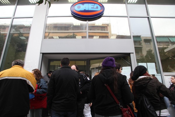 Νέο αρνητικό ρεκόρ ανεργίας: Στο 27,2% τον Ιανουάριο με 1.348.742 να μην έχουν δουλειά