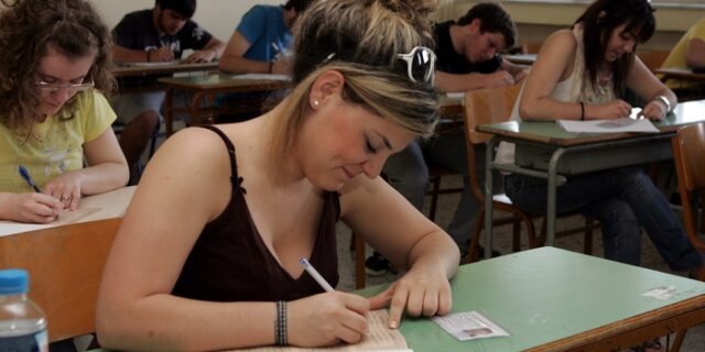 Καταργείστε επιτέλους τα σχολεία κονσερβοποιημένης γνώσης