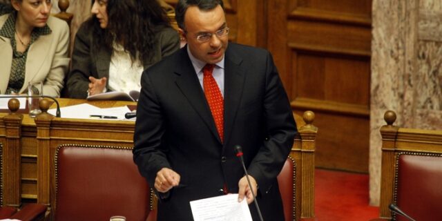 Το πάρτι συνεχίζεται: 150 φορείς του Δημοσίου ζουν ακόμη στο “λεφτά υπάρχουν”