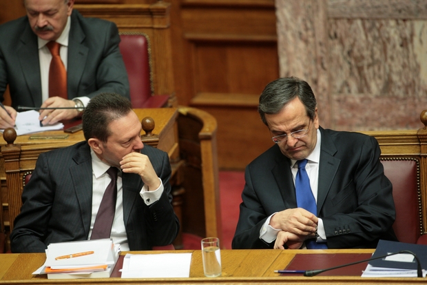 Εξετάζουν εξαίρεση από το χαράτσι για οικογένειες κάτω από το όριο της φτώχειας
