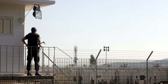 Στρατόπεδο στην Αττική θα γίνει κέντρο κράτησης οφειλετών