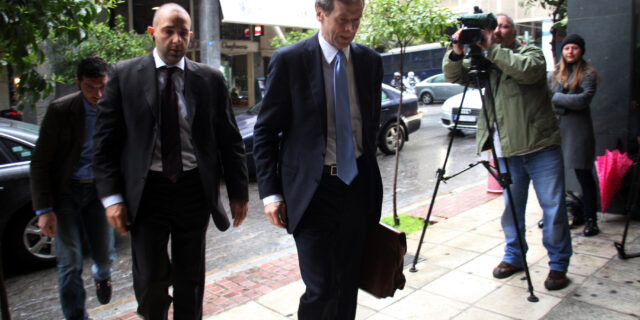 Ξανά στην Ελλάδα η τρόικα. Τα βήματα μέχρι την επόμενη δόση