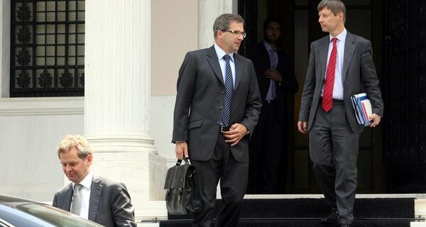 Σε θέση μάχης η Αθήνα με την τρόικα: Οι 3 νάρκες της διαπραγμάτευσης