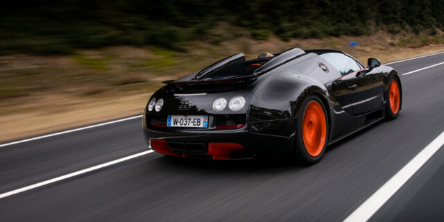 Το ταχύτερο roadster στον κόσμο είναι μια Bugatti. Η Veyron 16.4 Grand Sport Vitesse