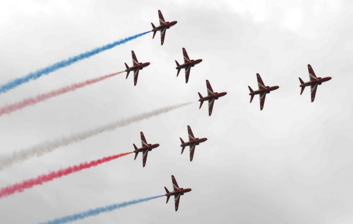 Πάτρα: Εντυπωσιακό θέαμα των Red Arrows στον ουρανό