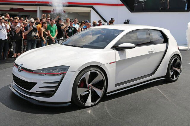 Το VW Golf των 500 ίππων επιταχύνει από 0 σε 100 χλμ./ώρα σε 3,9”