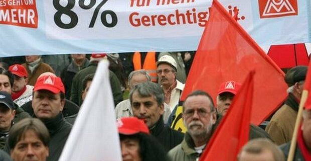 Συμφωνήθηκε αύξηση στους μεταλλουργούς στη Γερμανία