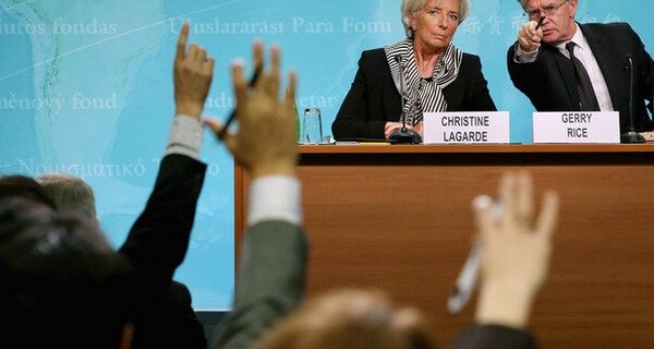 Το ΔΝΤ δεν βλέπει “χρηματοδοτικό κενό” στην Ελλάδα μέχρι το καλοκαίρι του 2014