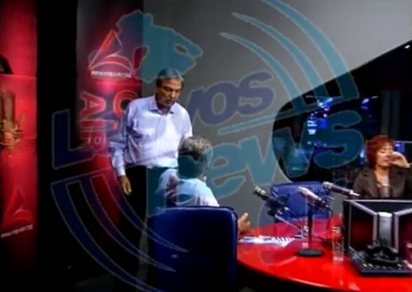 Καβγάς Σηφουνάκη-Γαληνού: -Δε ντρέπεσαι ρε γελοίε; -Γελοίος είσαι εσύ ρε σαχλαμάρα