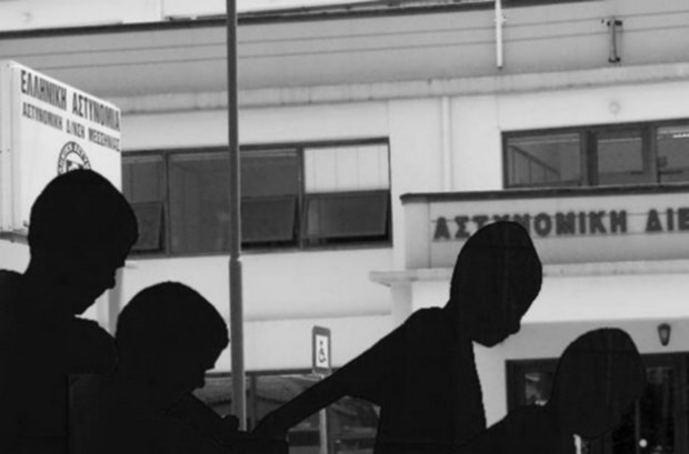 Ποινή φυλάκισης στην μητέρα που εγκατέλειψε τα ανήλικα παιδιά της σε αστυνομικό τμήμα