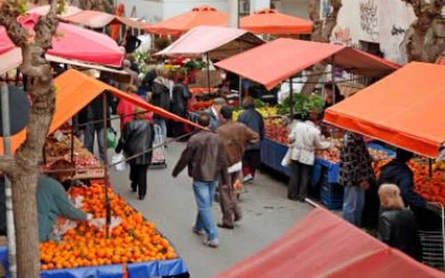 Βγήκαν μαχαίρια στη λαϊκή αγορά της Καλαμάτας