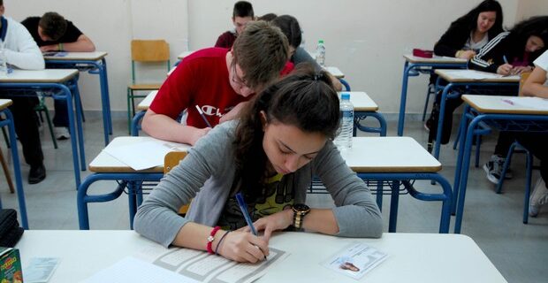 Κρίσιμη συνάντηση ΟΛΜΕ-Αρβανιτόπουλου για τις Πανελλαδικές