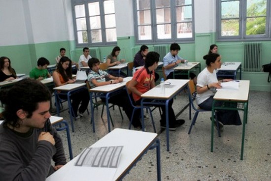 Οργή για τον καθηγητή που έχασε τη ζωή του σε Βαθμολογικό Κέντρο