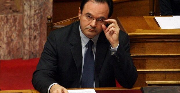 ΔΗΜΑΡ: Θα ζητήσουμε την παραπομπή Παπακωνσταντίνου για 3 κακουργήματα