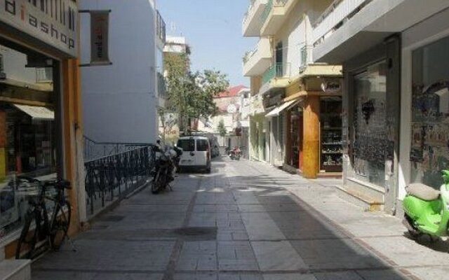 Παραδόθηκε και ο δεύτερος πιστολέρο του Ηρακλείου