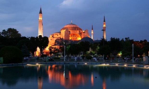 Ραγδαία αύξηση των ελληνικών εξαγωγών προς την Τουρκία