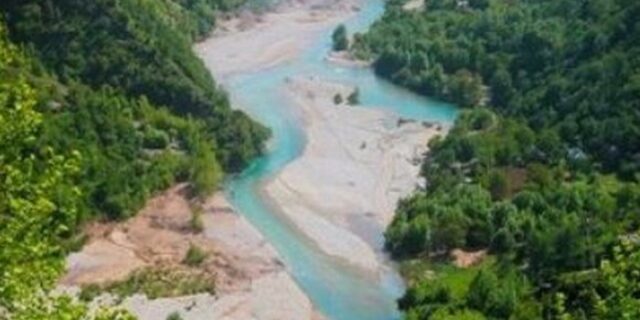 Παρασύρθηκε 49χρονος στον Μέγδοβα ποταμό