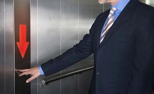Μείωση 13,2% στην παραγωγή ασφαλίστρων