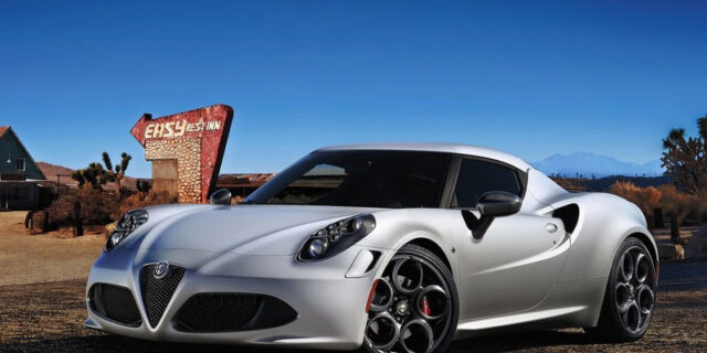 Alfa Romeo 4C. Αναδείχθηκε «Καλύτερο σπορ αυτοκίνητο» στην Ισπανία