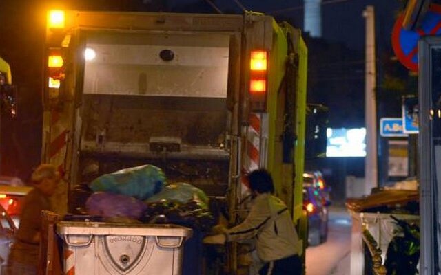 Σε σοβαρή κατάσταση εργάτης καθαριότητας που χτυπήθηκε από αυτοκίνητο