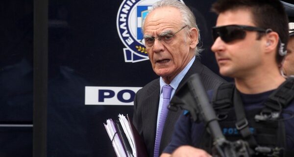 Με εντάσεις συνεχίστηκε η δίκη Α.Τσοχατζόπουλου