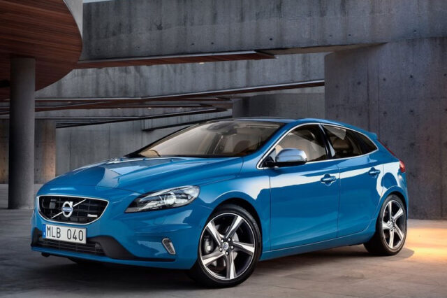 Volvo V40 Τ4 R-Design Polestar. Με καυτές επιδόσεις και 26.500 ευρώ