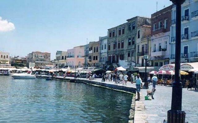 “Διάλειμμα” στις πορείες λόγω τουρισμού προτείνει ο Εμπορικός Σύλλογος Χανίων