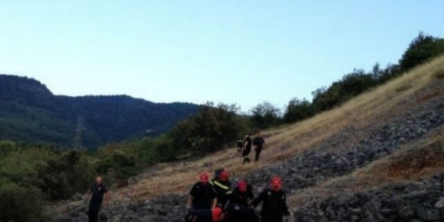Έριξε το αυτοκίνητο του σε γκρεμό και απανθρακώθηκε