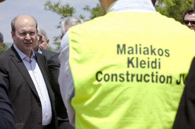 Χατζηδάκης: Ξαναρχίζουν τα έργα στους αυτοκινητόδρομους χωρίς αύξηση διοδίων