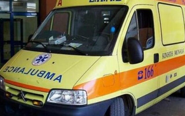 Βόλτα με…ασθενοφόρο έκανε τουρίστας στη Σκιάθο