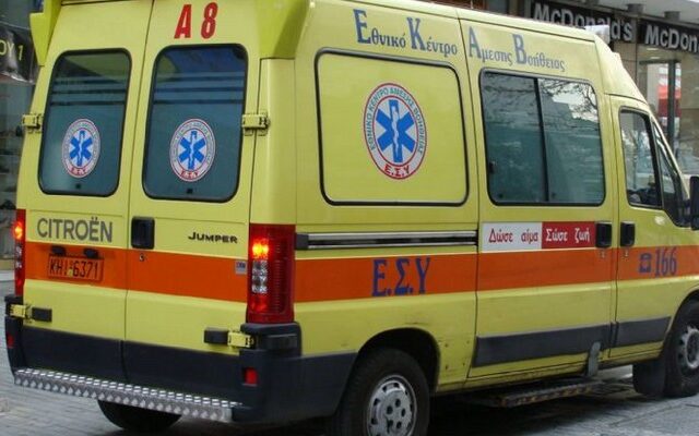 Σοβαρός τραυματισμός πεζού από αυτοκίνητο στο Αγρίνιο