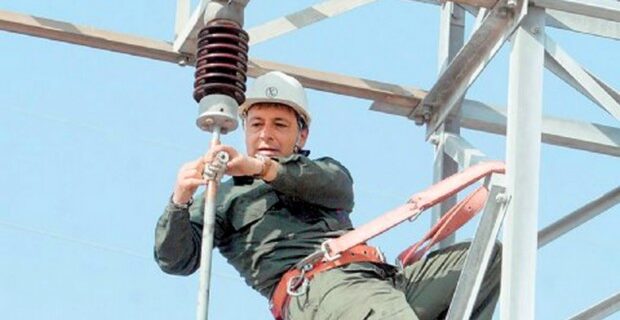 Ανοίγει η πόρτα της ΔΕΗ για 3.500 εποχικούς υπαλλήλους