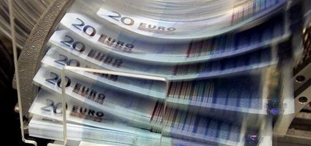 45% φόρος στις καταθέσεις Ελλήνων μεταναστών