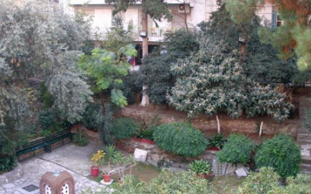 Έριξαν δηλητήριο στην αυλή αντιδημάρχου της Πάτρας