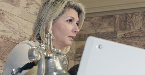 Το ρεκόρ της Μακρή: Βουλευτής μετά τον θάνατο του Νάκου, υπουργός μετά την άρνηση της Βούλτεψη