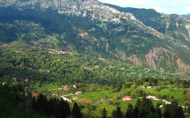 Περιπέτεια για δύο ορειβάτες στα Τρίκαλα