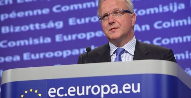 Κομισιόν: Το πρωτογενές πλεόνασμα προϋπόθεση για τη βιωσιμότητα του ελληνικού χρέους