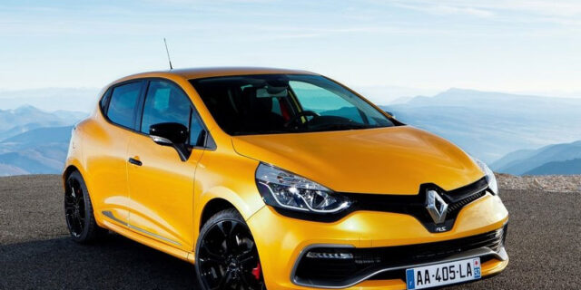 Renault και Dacia στην επιχειρηματική οικογένεια Βασίλη Θεοχαράκη