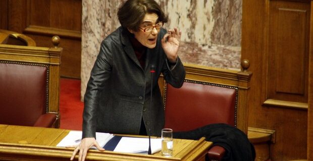 ΙΣΑ: “Άσχετη, επικίνδυνη και αδιάφορη η Σκοπούλη”