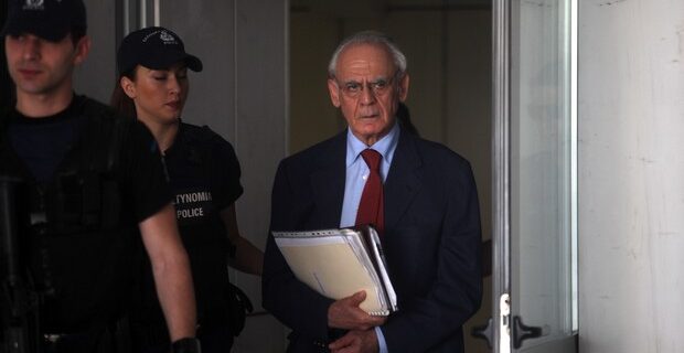 Πίσω στη φυλακή ο Άκης Τσοχατζόπουλος