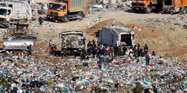 Έλυσαν το ζήτημα “σκουπιδιών” βγάζοντας λεφτά