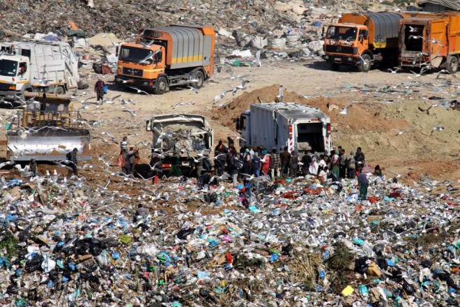 Υγειονομική βόμβα στο ΧΥΤΑ Φυλής: Μπλόκο σε 15 κοντέινερ με νοσοκομειακά απόβλητα