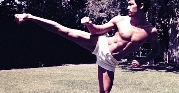 Ο ανέκδοτος Μπρους Λι