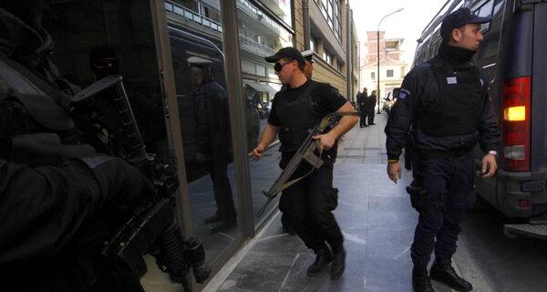 Προσαγωγές στη Θεσσαλονίκη από την Αντιτρομοκρατική Υπηρεσία. Δύο πολίτες θα μεταφερθούν στην Αθήνα