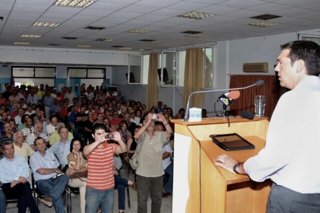 Τσίπρας: “Η κυβέρνηση θα πέσει με πάταγο”